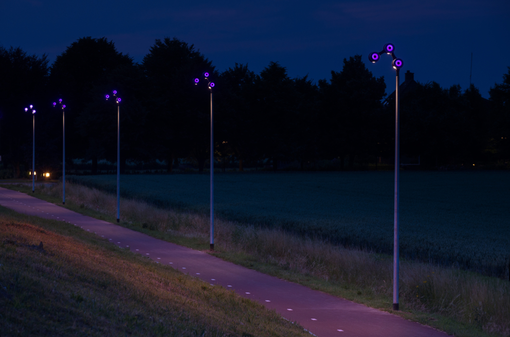 Lightronics fietskettingarmaturen door Iris Dijkstra van Atelier LEK langs het Rijnwaalpad fietspad tussen Arnhem en Nijmegen